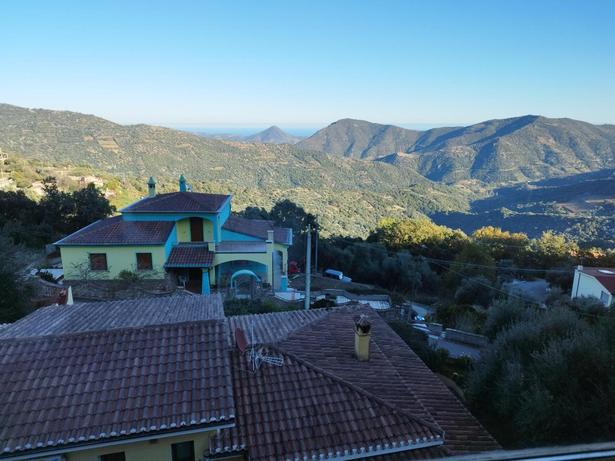 Appartamenti La Collina Jerzu Екстериор снимка