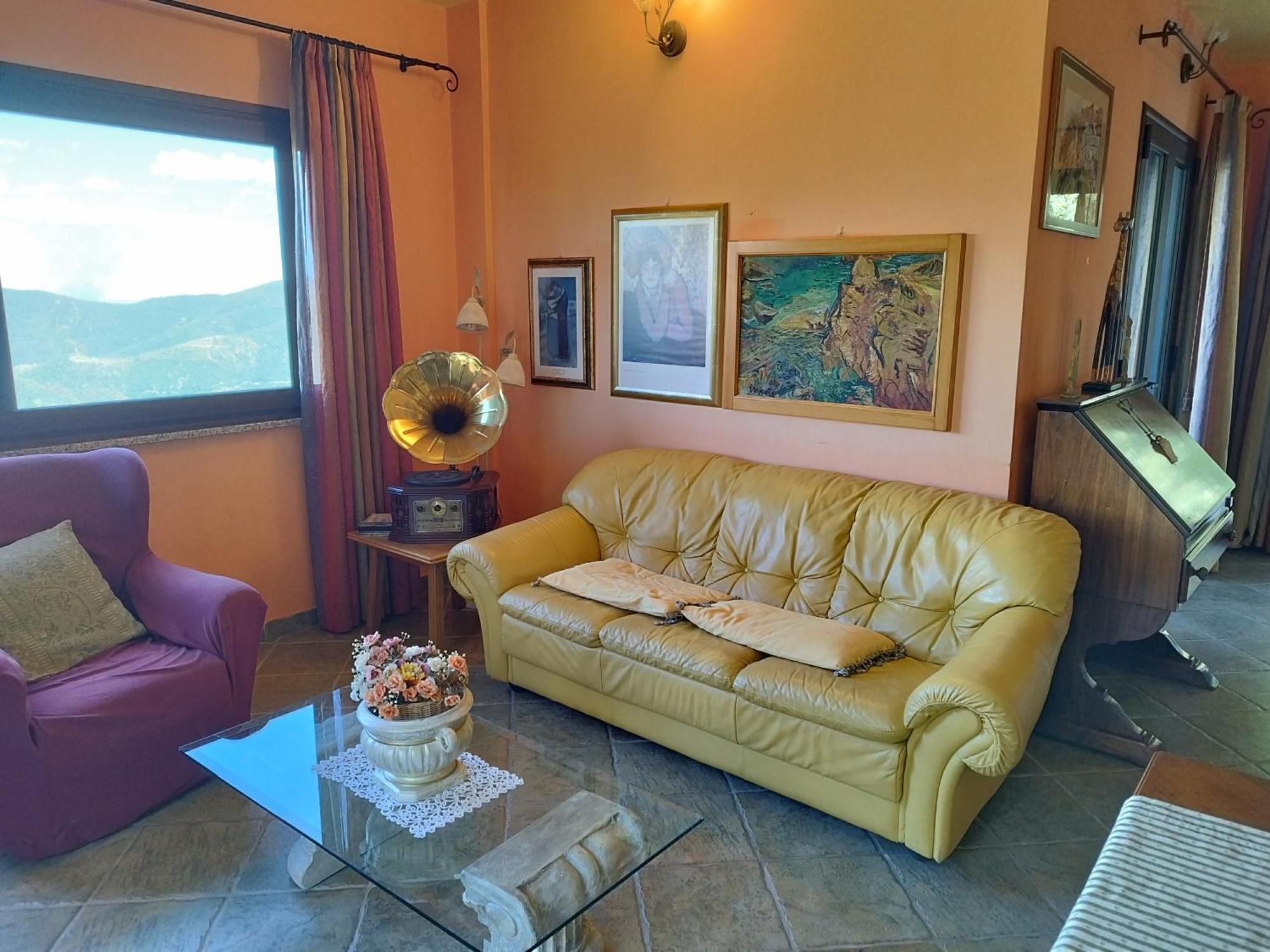 Appartamenti La Collina Jerzu Екстериор снимка