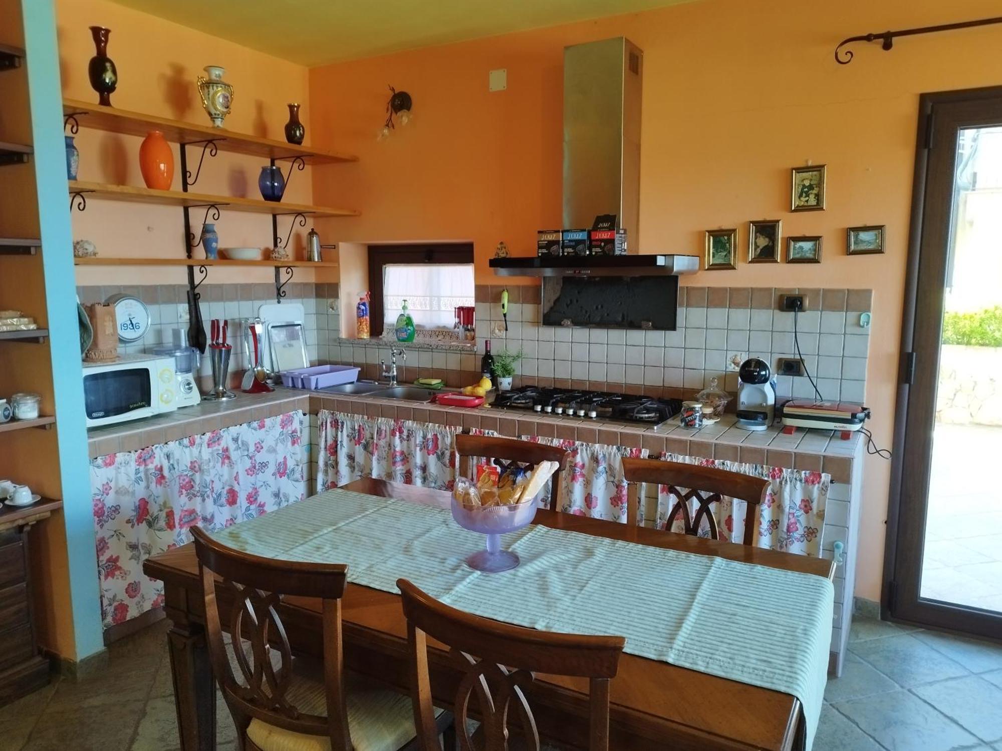 Appartamenti La Collina Jerzu Екстериор снимка